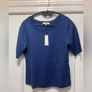 (NWT) Banana Republic Women's Navy Merino Wool Sweater